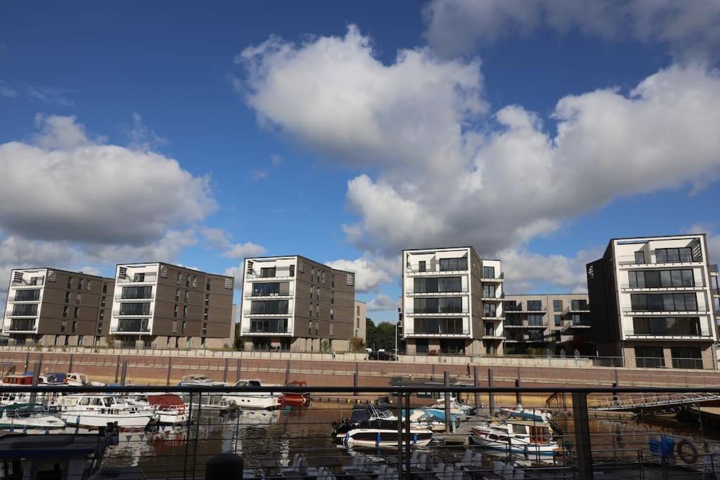 Allerinsel - Appartement Am Celler Yachthafen Eksteriør billede